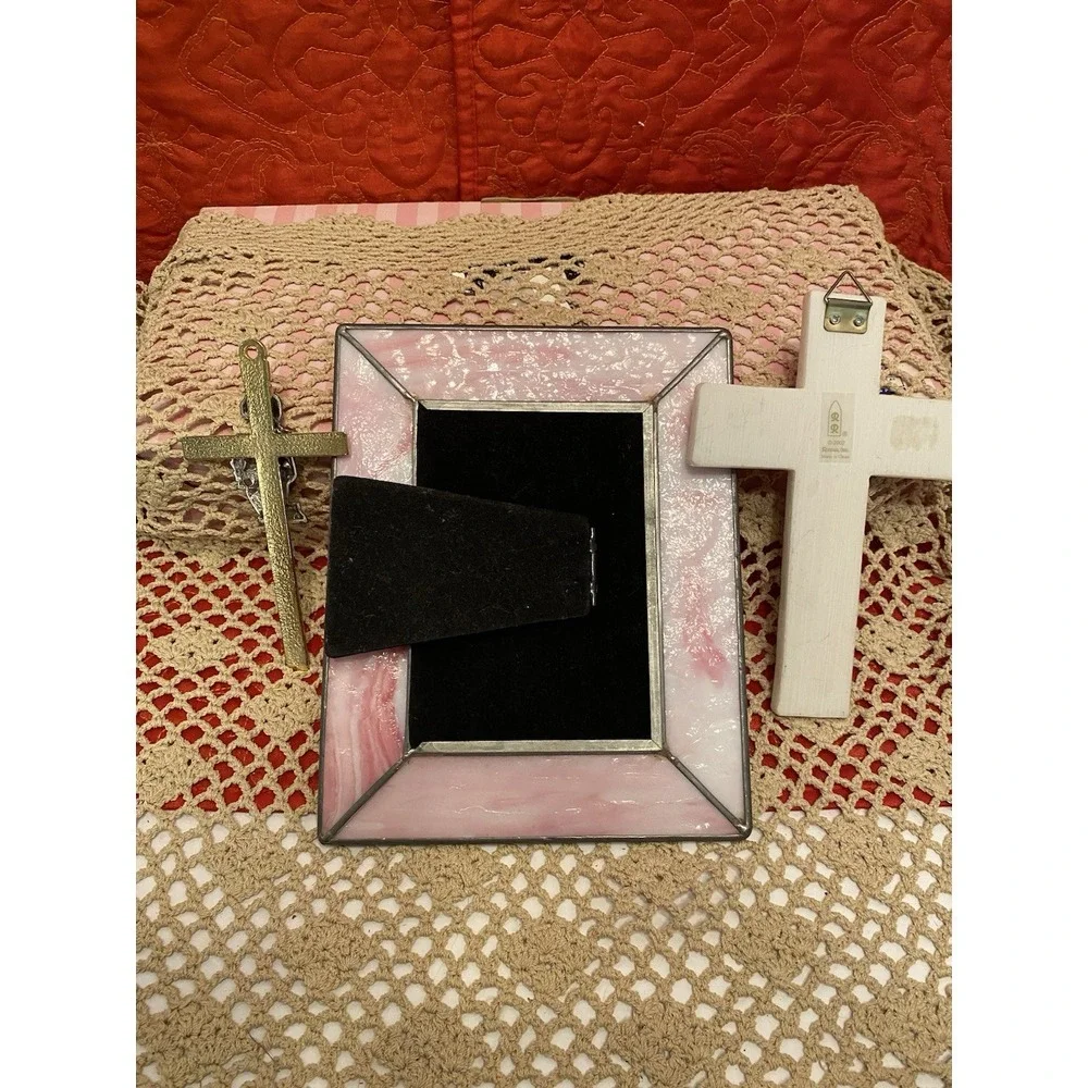 Baby Girl‎ Shower/Baptism Gift Pink Stained Glass Photo Frame & 2 Crosses